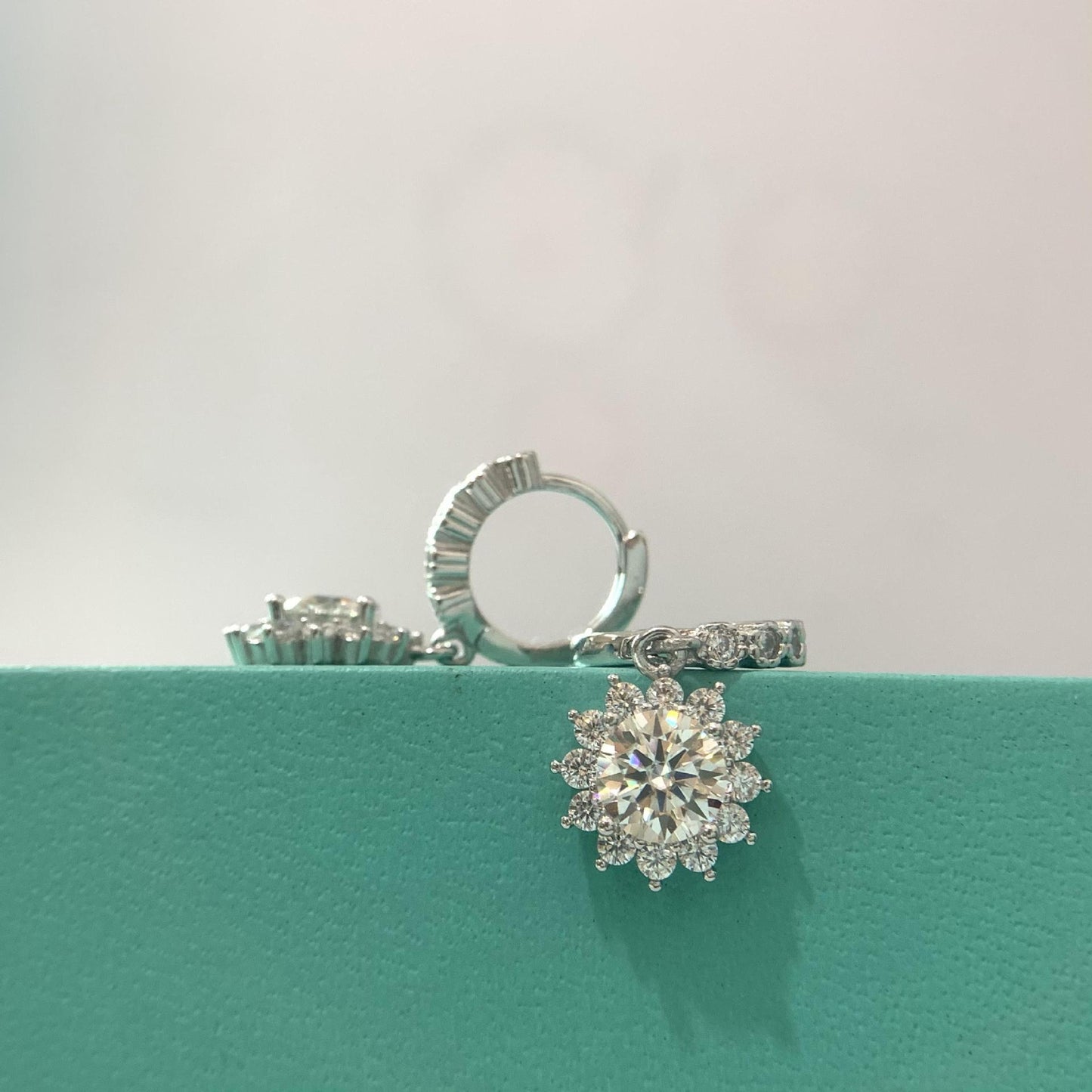 【#E16】925 Sterling Silver Moissanite Earrings